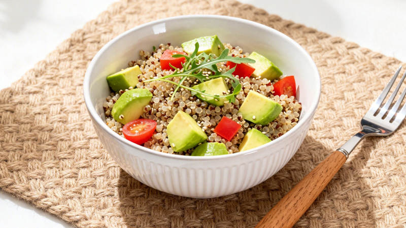 藜麦牛油果沙拉碗图片