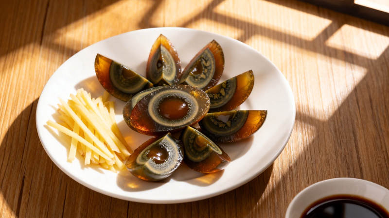 皮蛋配姜丝 阳光佐餐香图片