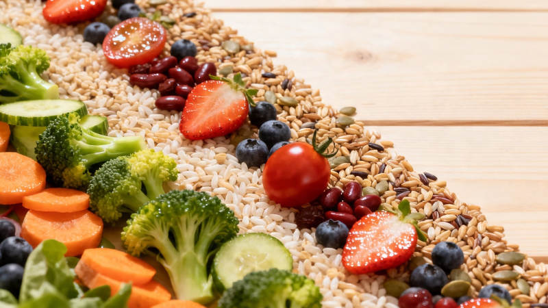 健康饮食 蔬果谷物拼盘图片