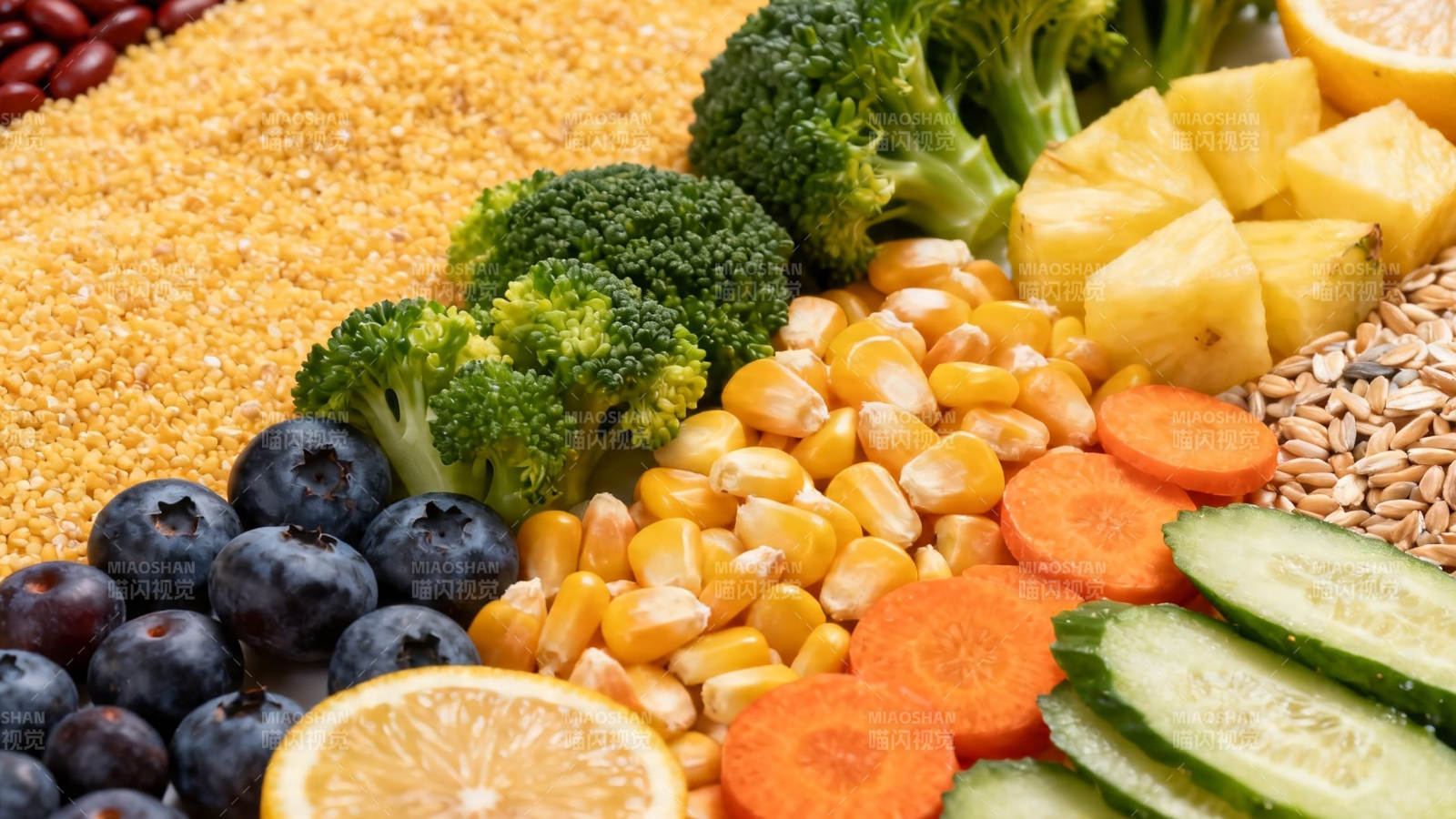 五彩蔬果谷物拼盘图片