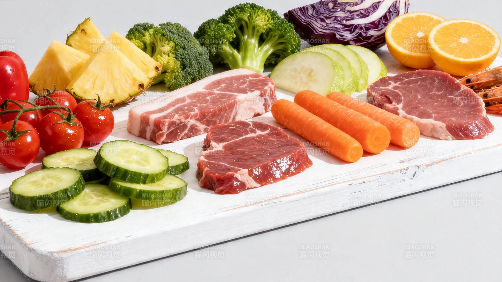 新鲜食材拼盘 肉蔬果橙均衡搭配图片