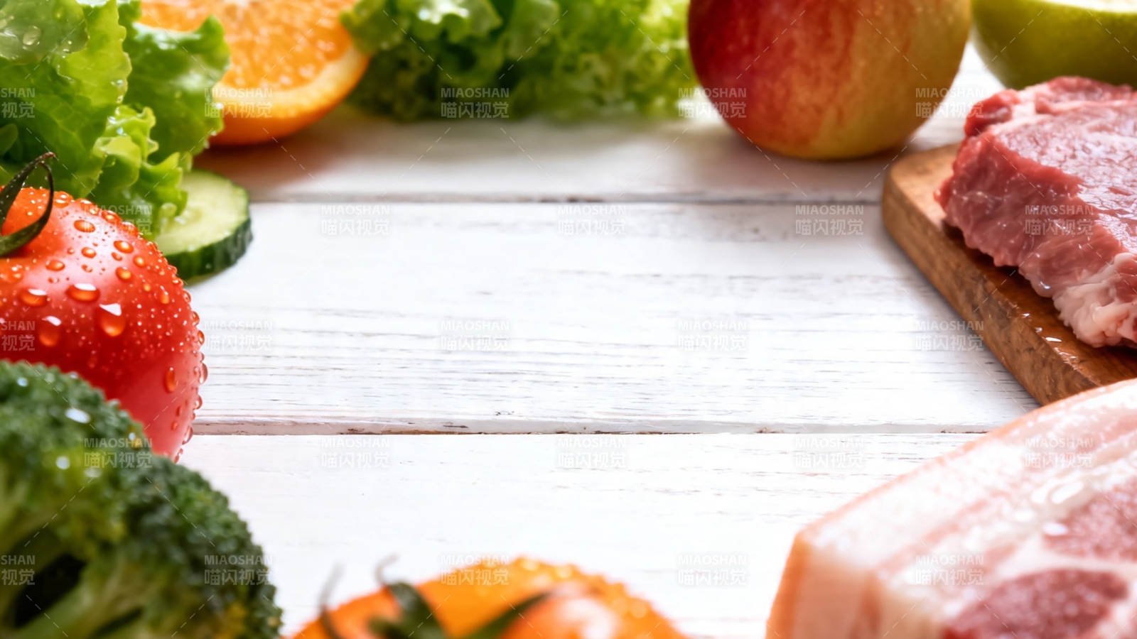 新鲜蔬果与肉类搭配展示图片