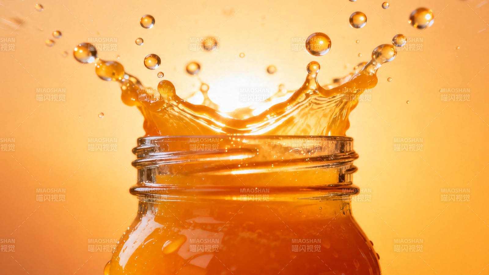 蜂蜜飞溅 金黄诱人图片