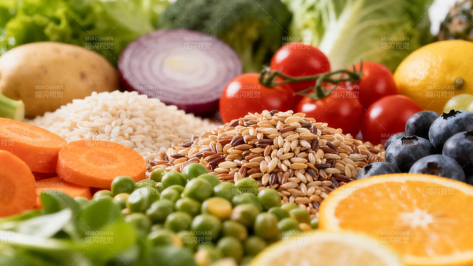 新鲜蔬果谷物健康拼盘图片