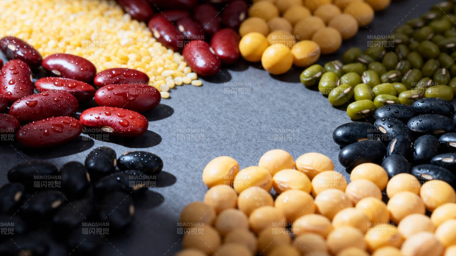 五彩豆类拼盘 营养健康之选图片