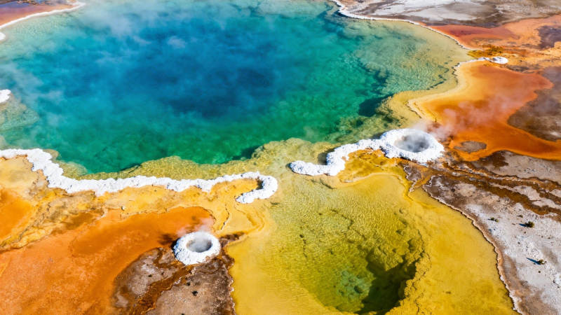 黄石公园热泉奇观图片