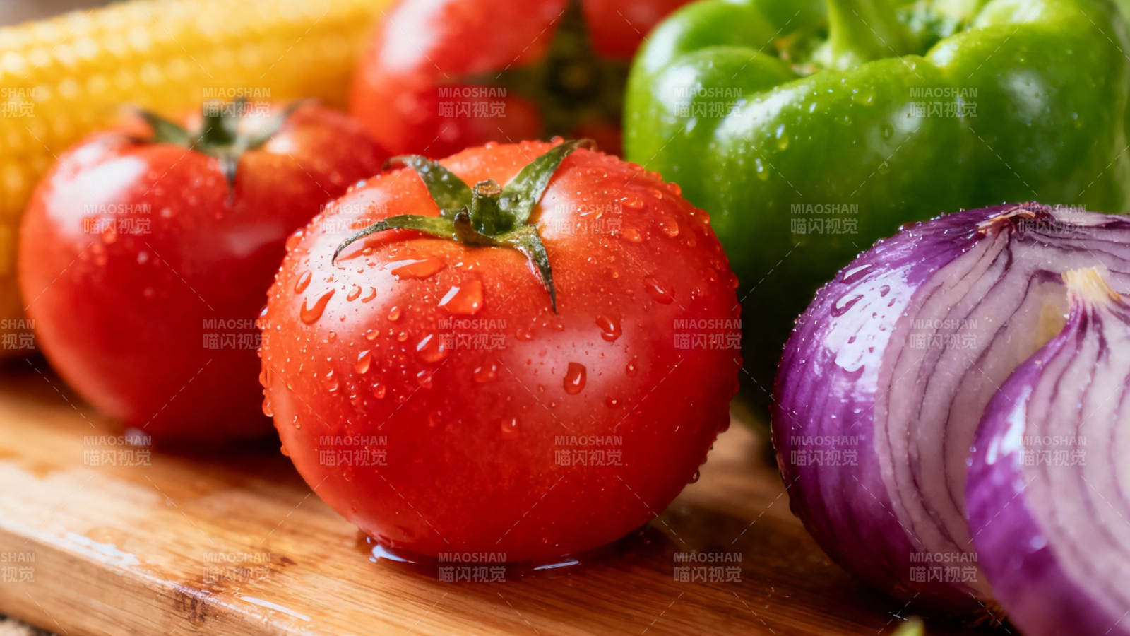 新鲜蔬菜特写 番茄青椒洋葱图片