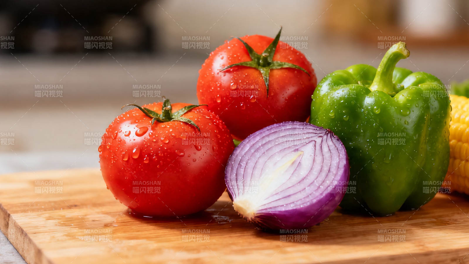 新鲜蔬菜摆盘 色彩诱人图片