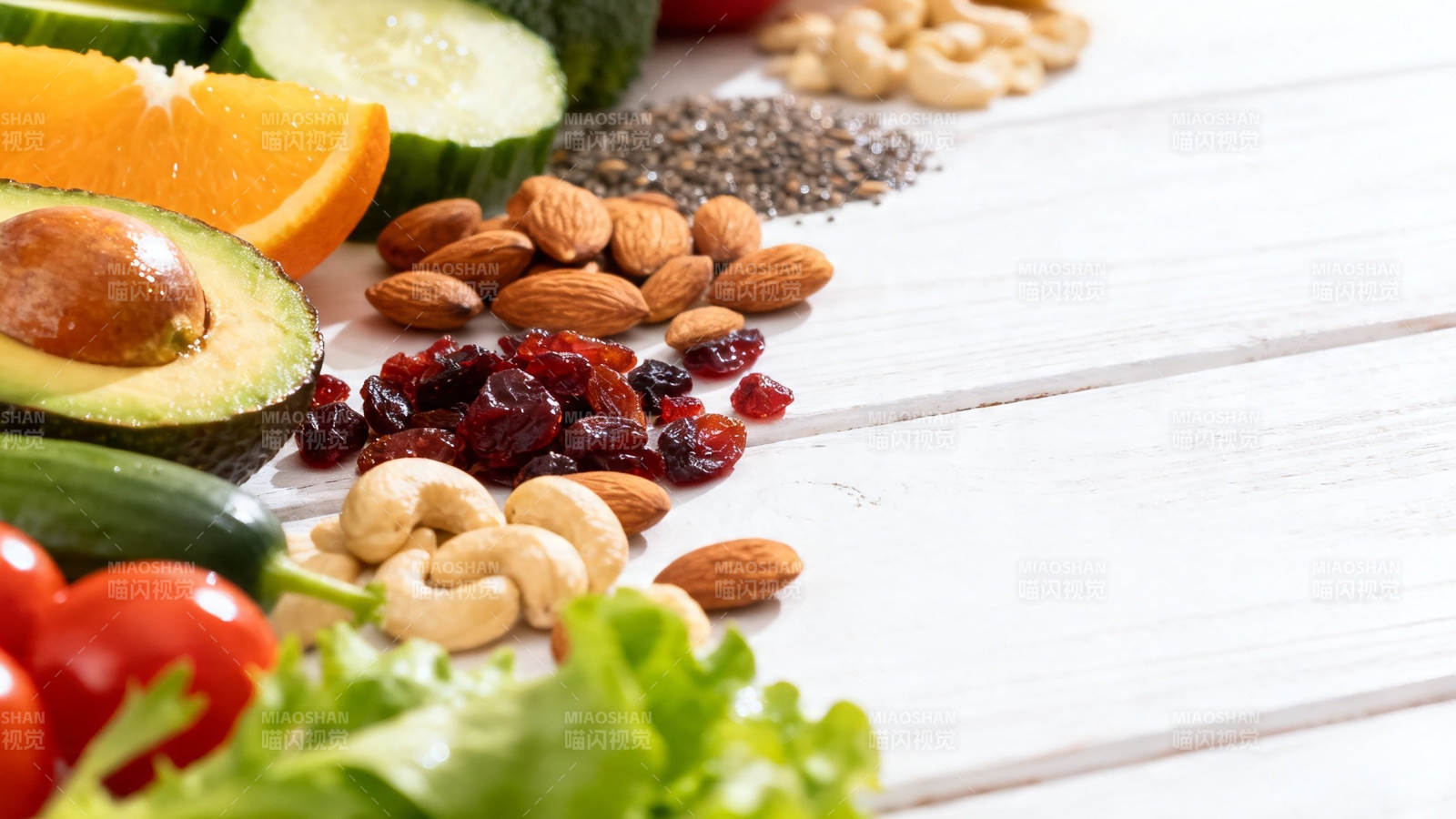 健康轻食 坚果蔬果拼盘图片