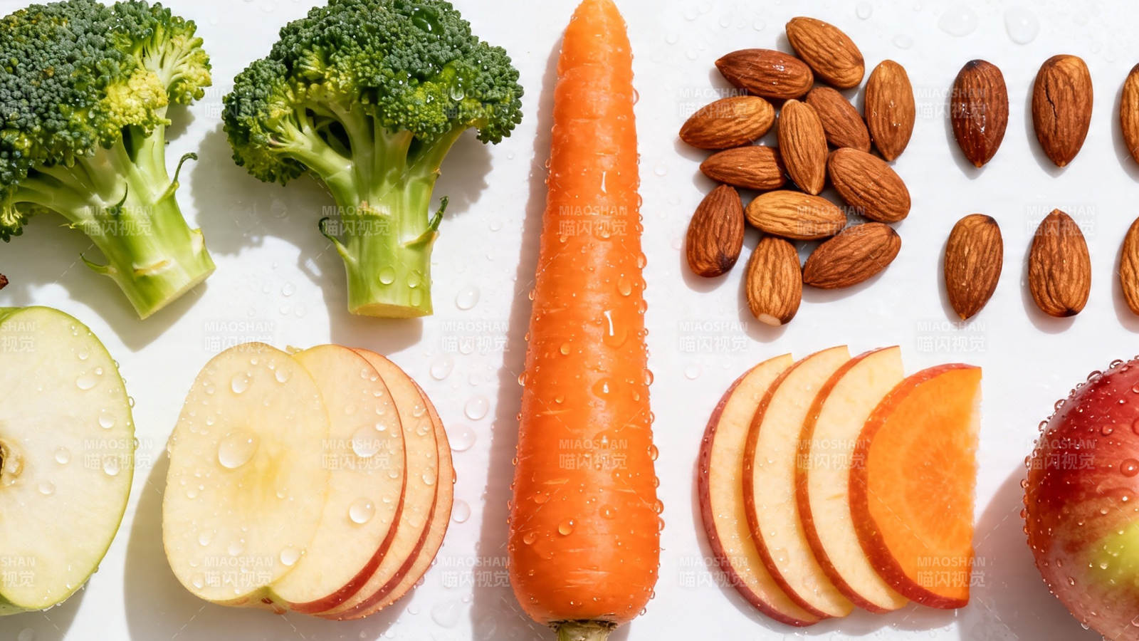 新鲜蔬果坚果健康搭配图片