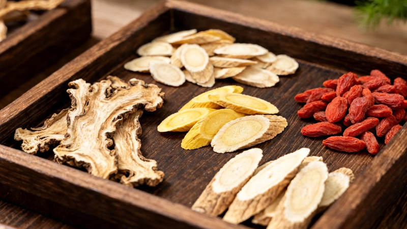 中药材拼盘 枸杞黄芪当归图片