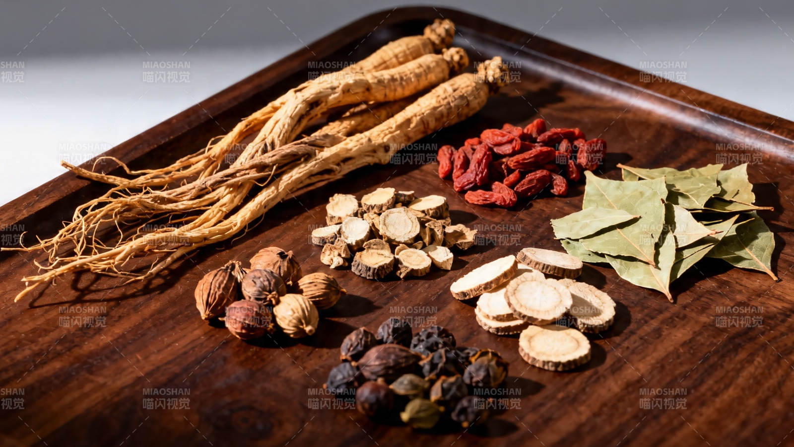 中药药材托盘陈列图片