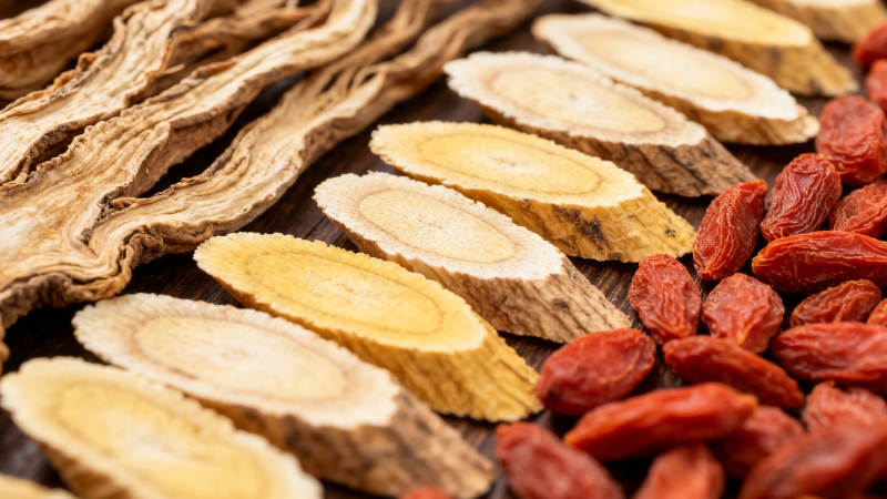 黄芪枸杞养生搭配图片