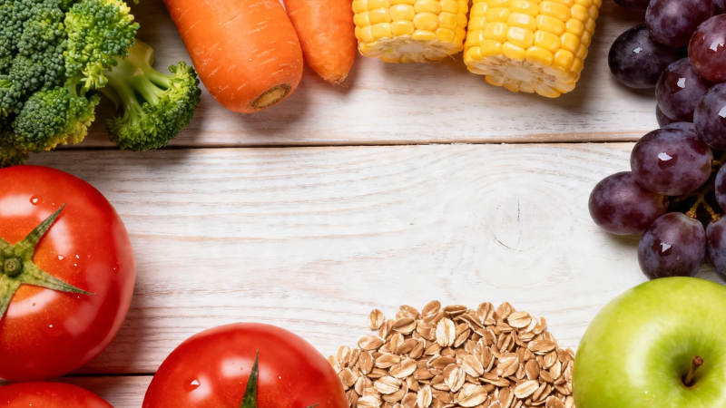 健康蔬果谷物拼盘图片