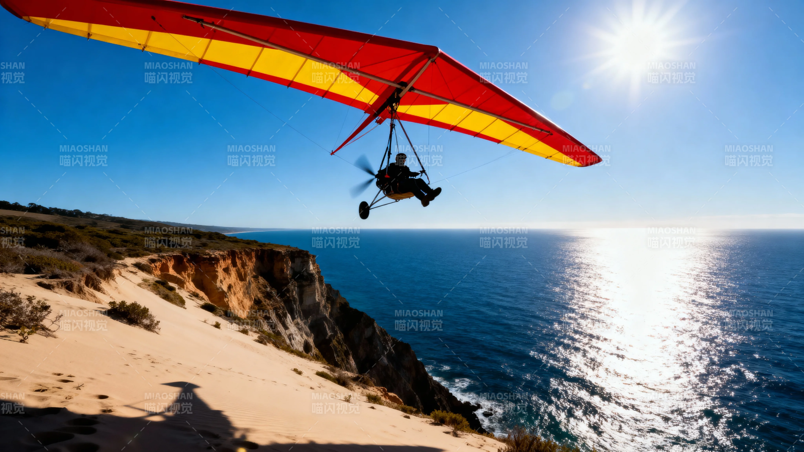 阳光海岸滑翔翼飞行图片