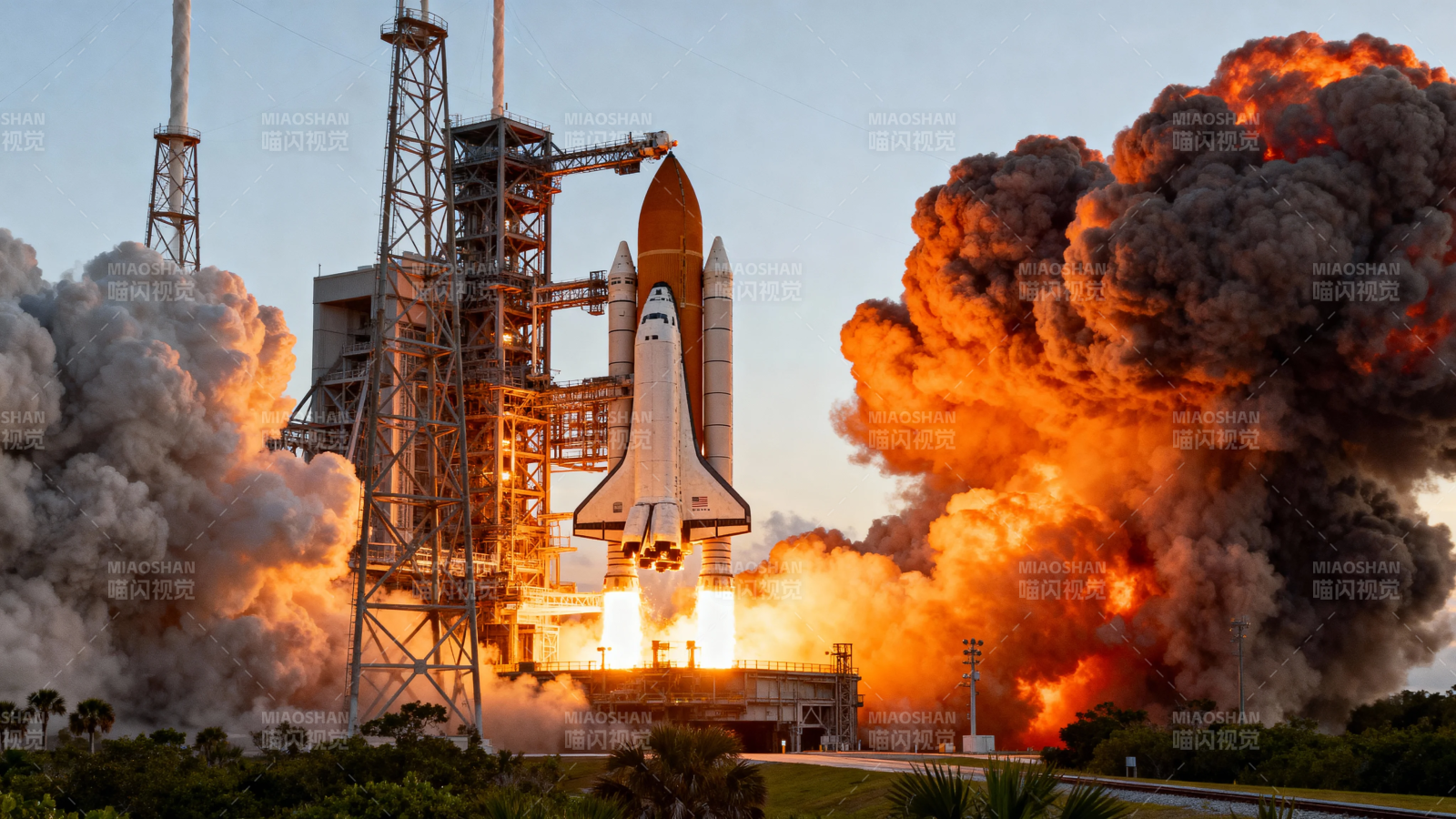 航天飞机发射瞬间图片