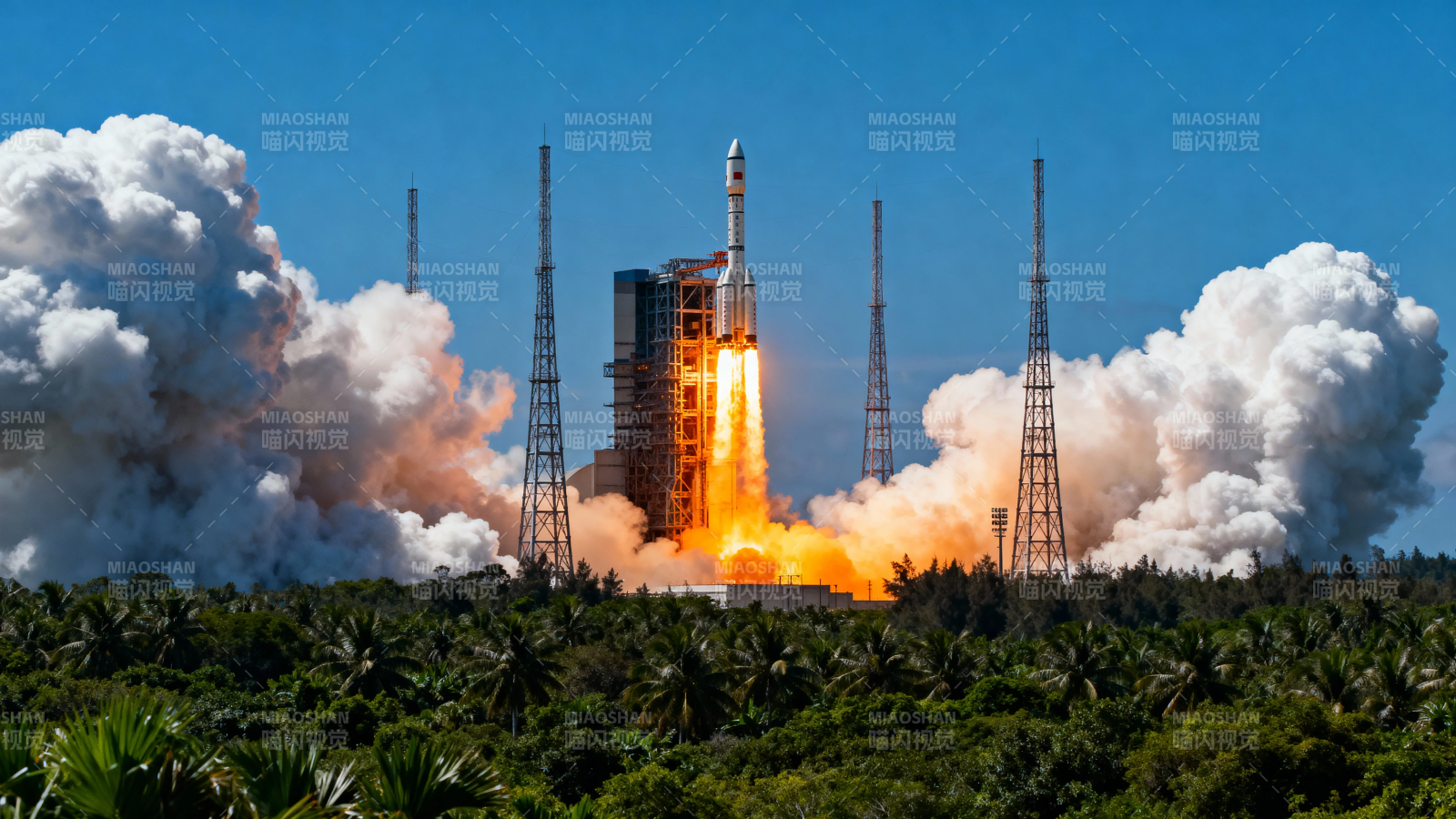 火箭发射 烈焰腾空图片