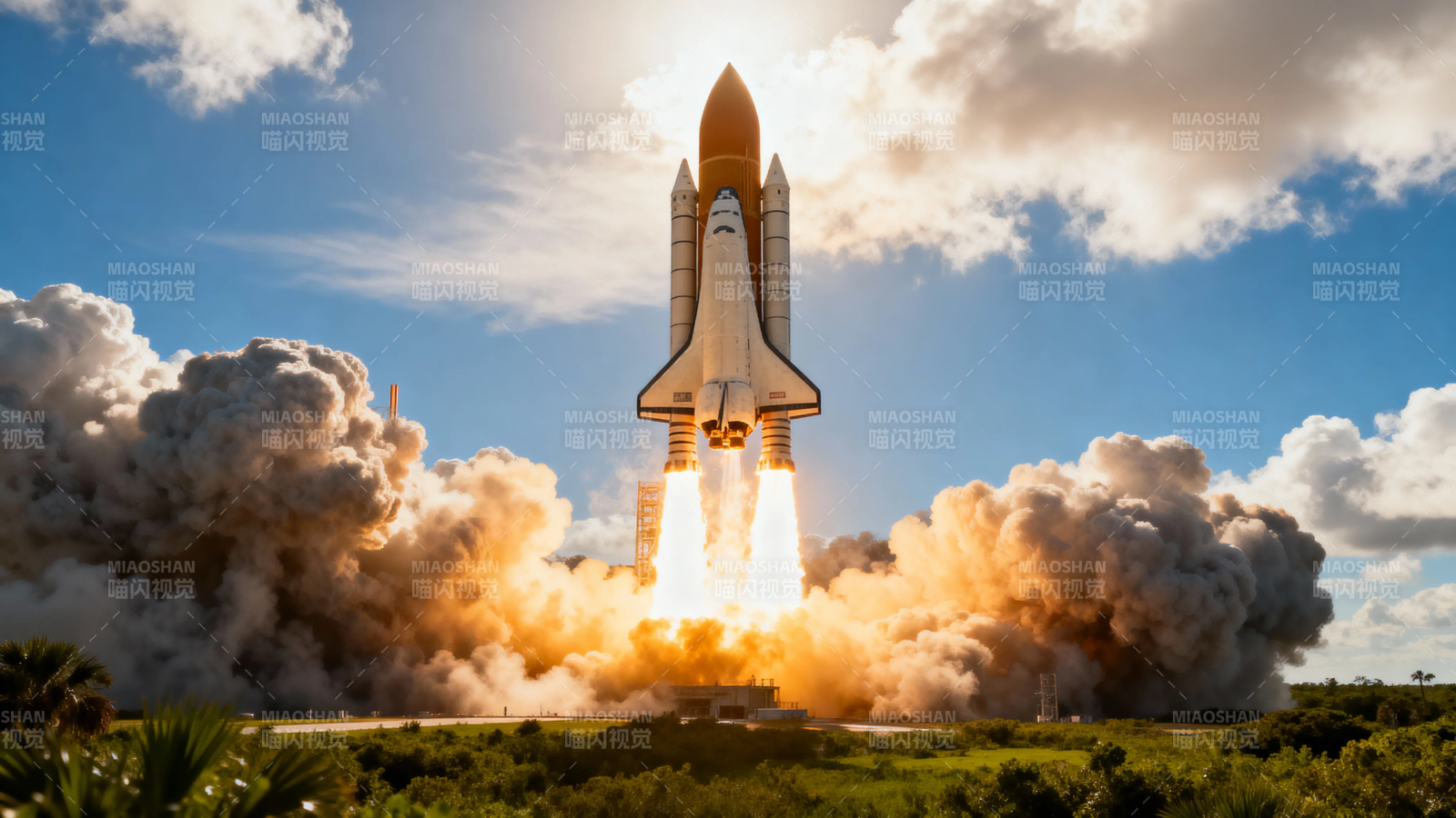 航天飞机腾空而起图片