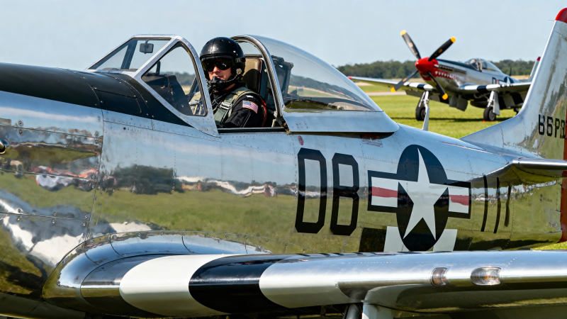 银翼战机 飞行员就绪图片