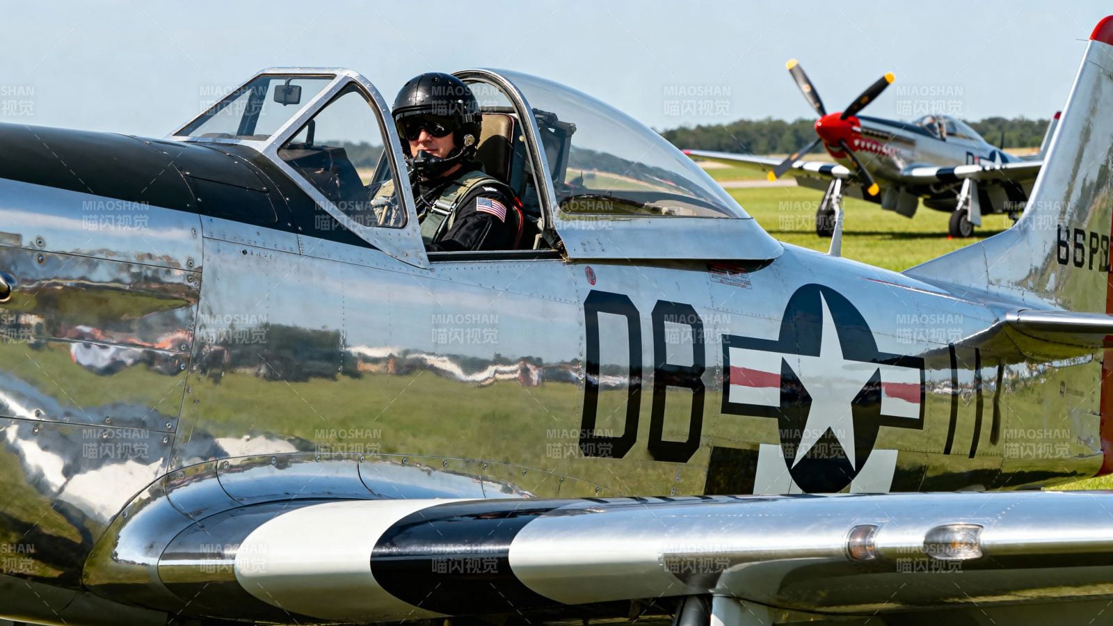 银翼战机 飞行员就绪图片