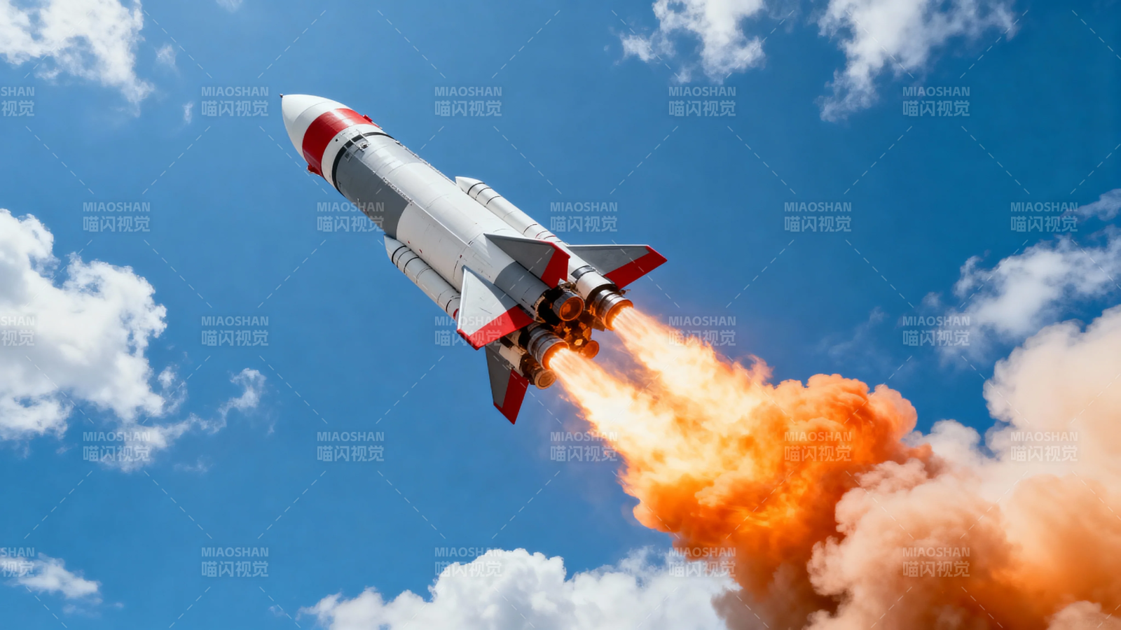 火箭升空 烈焰冲天图片
