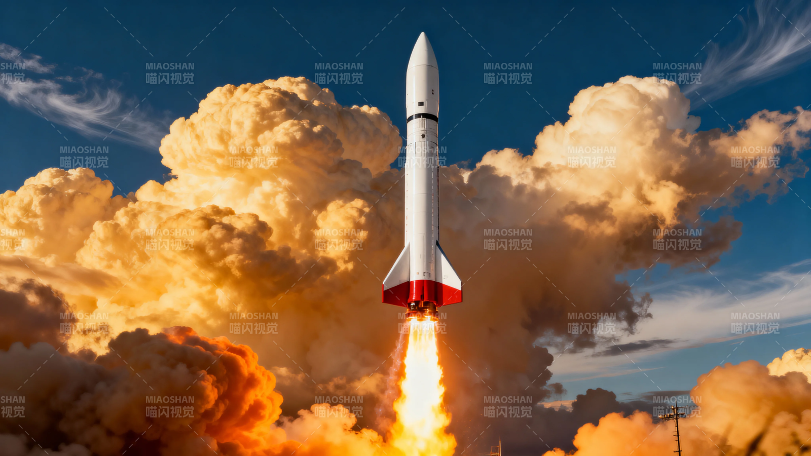 火箭升空 烈焰破云图片