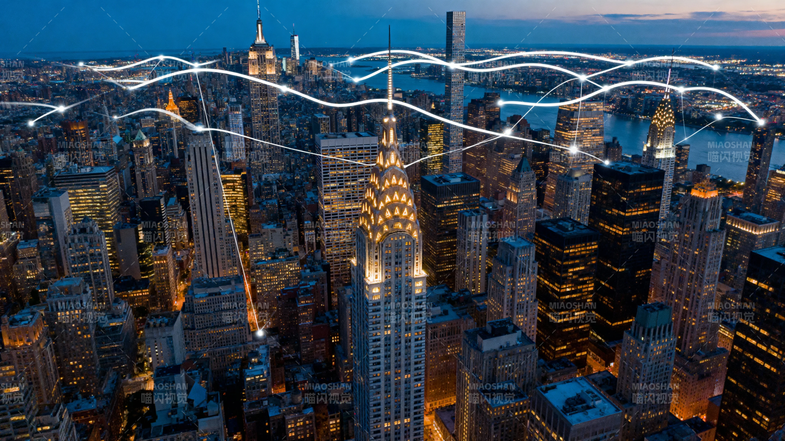 夜幕下的城市光网图片