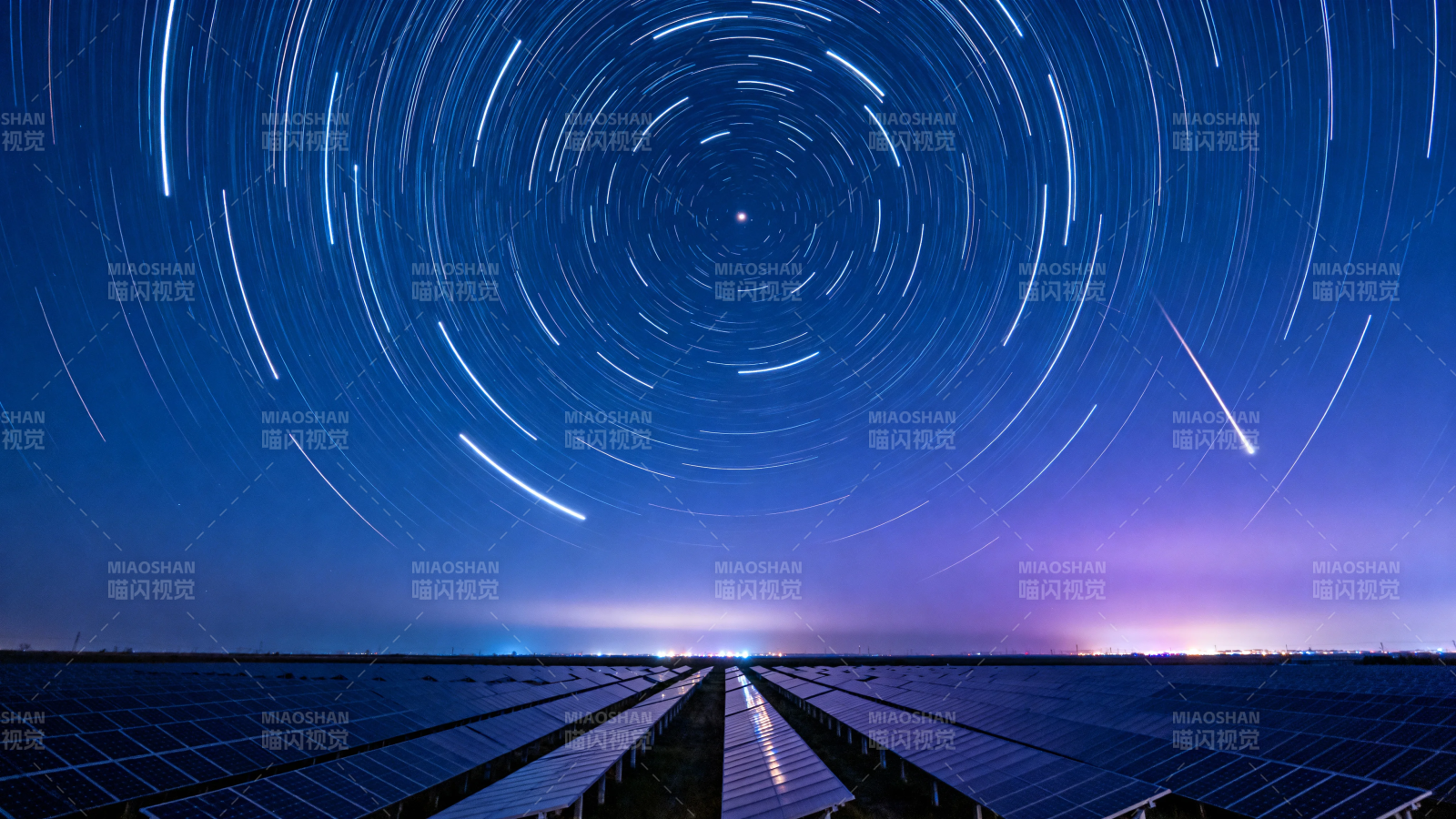星轨旋舞 光伏静默迎夜图片
