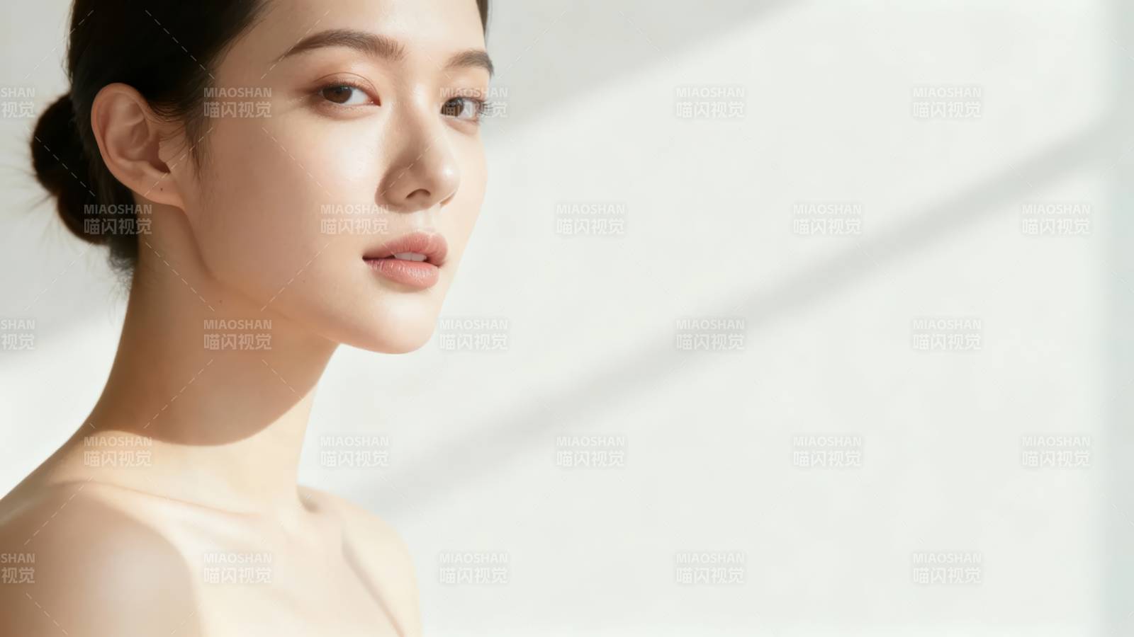 光影侧颜 纯净之美图片