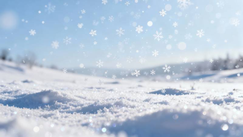 雪落晴空 冬日静美图片