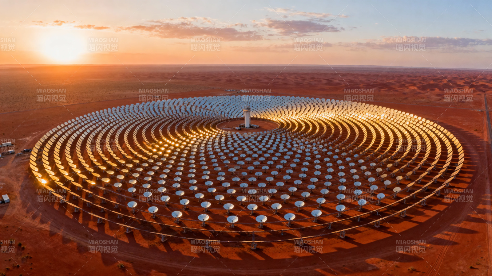 沙漠中的太阳能发电站图片