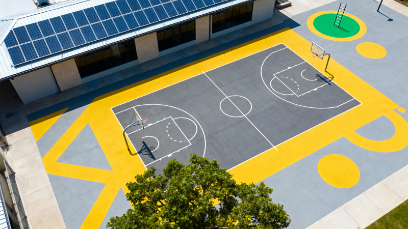 太阳能篮球场俯瞰图图片