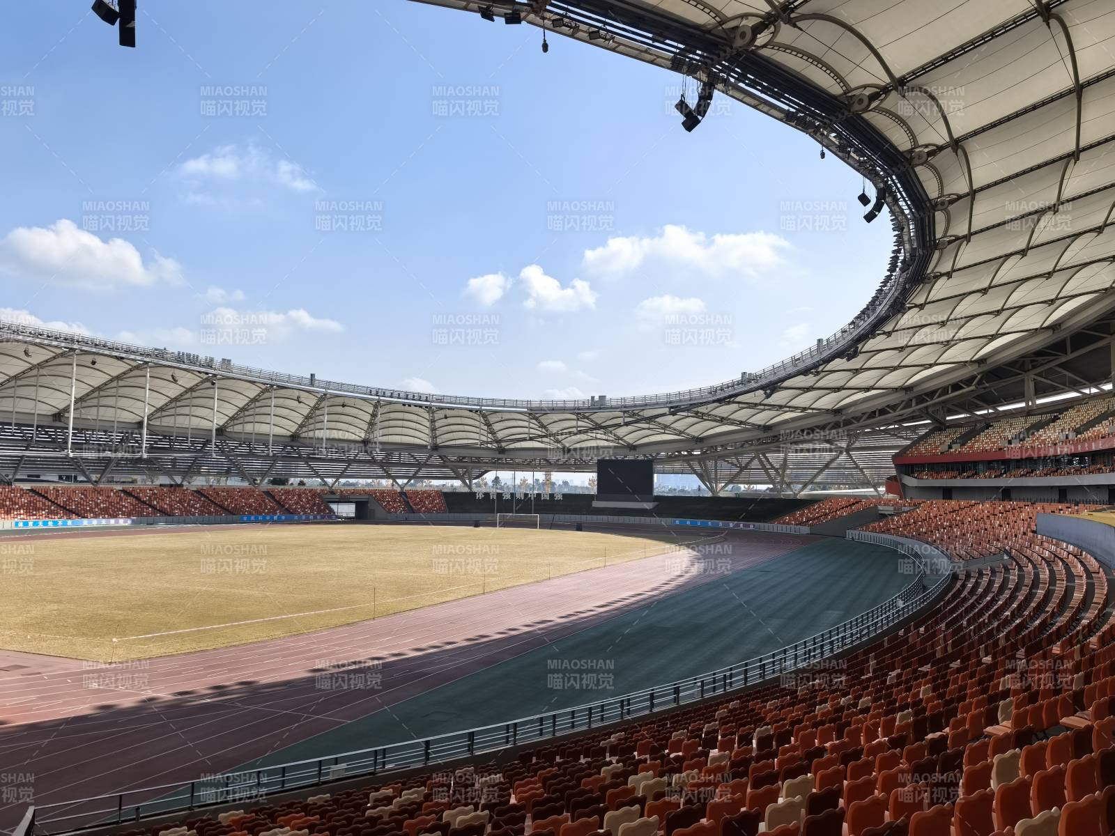 大型体育场全景图图片
