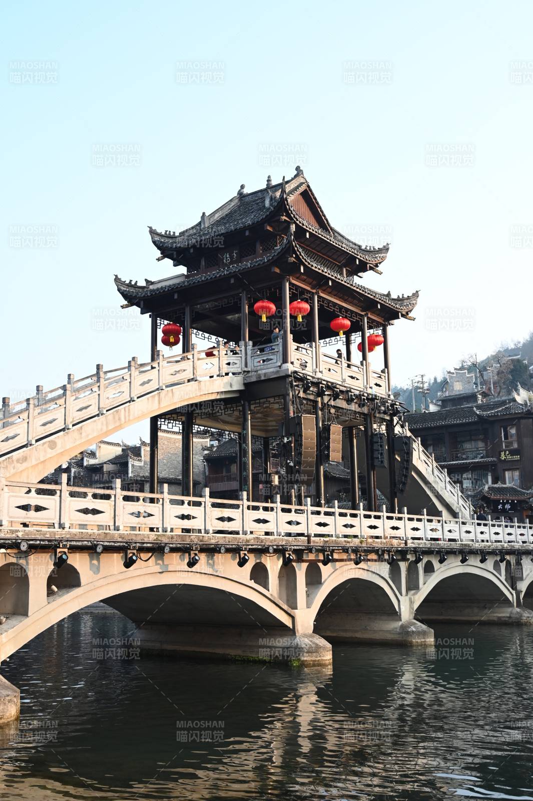 凤凰古城古桥亭阁图片