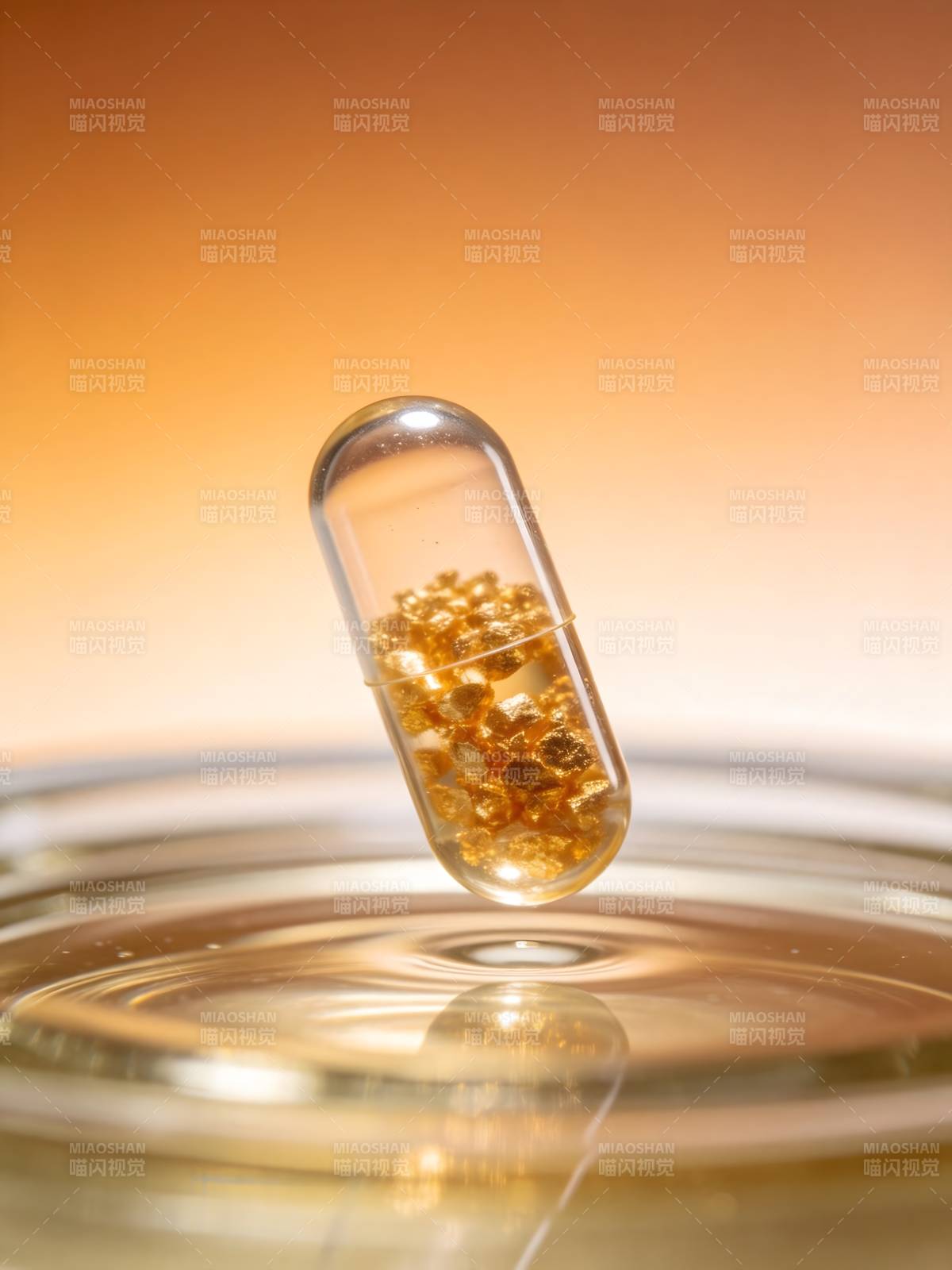 金珠胶囊悬浮水面图片