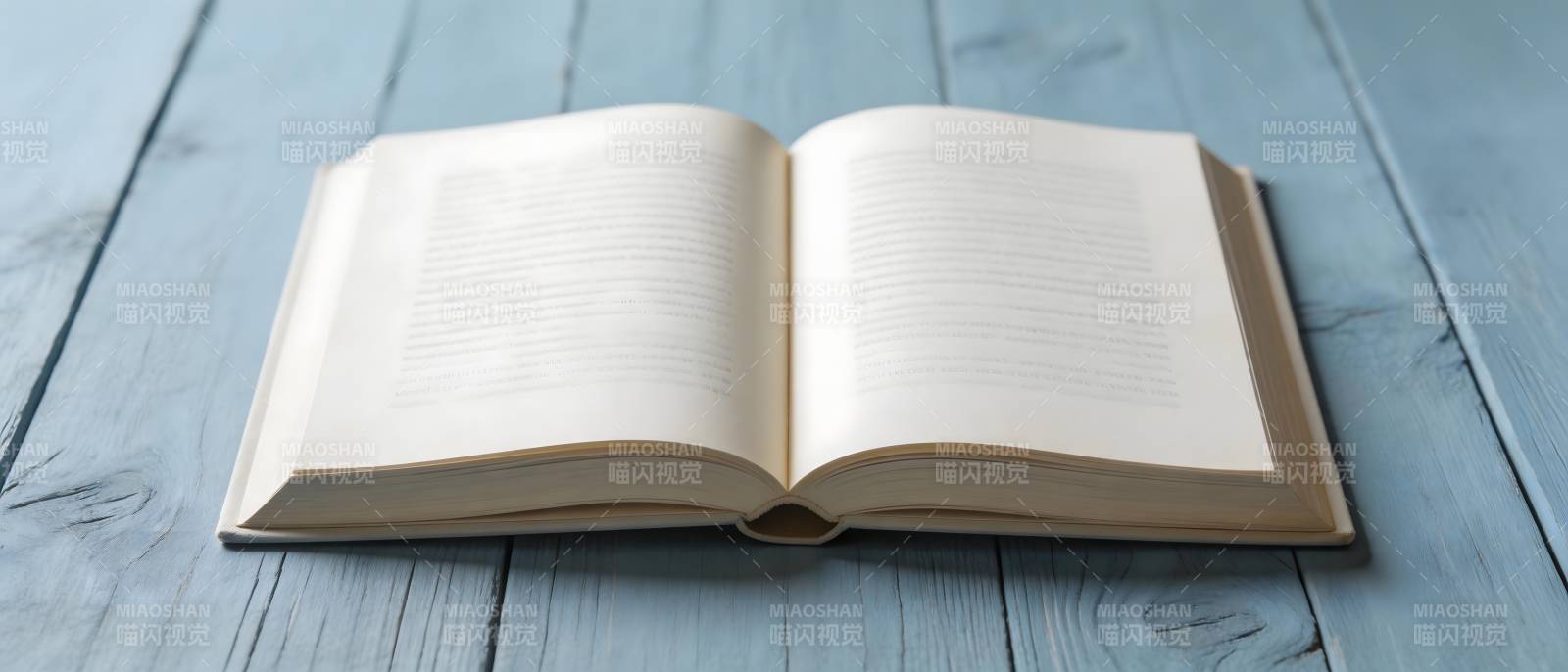 书页轻展 静待阅读时光图片