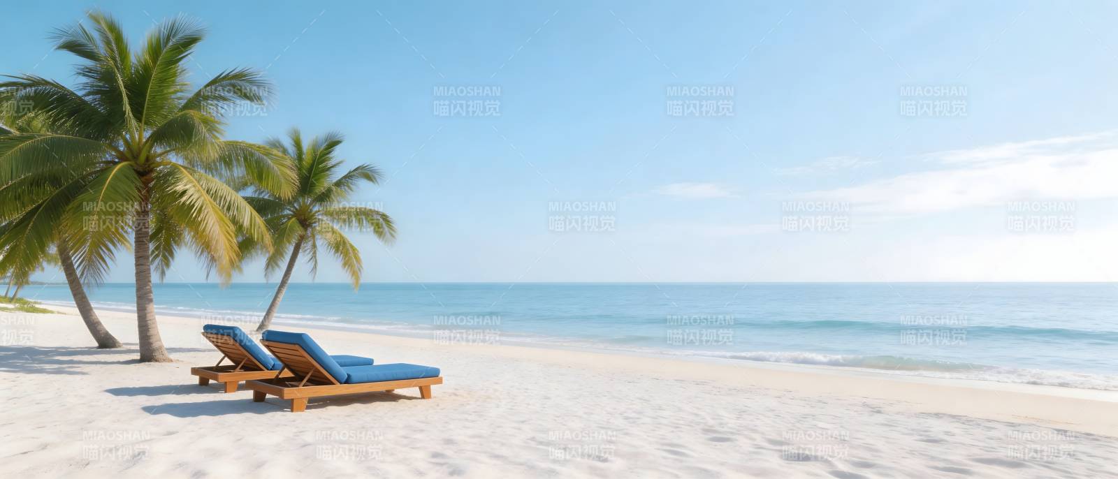椰影沙滩 躺椅望海图片
