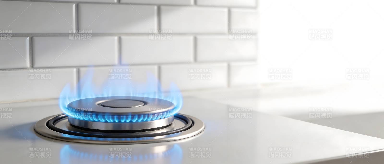 燃气灶蓝色火焰特写图片