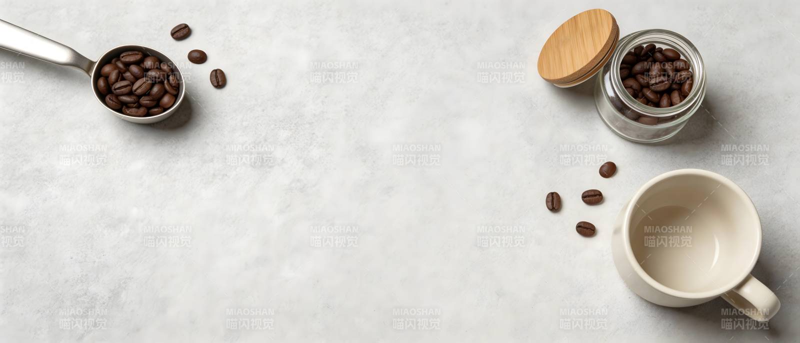 咖啡豆与杯 简约生活味图片