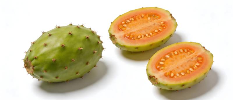 仙人掌果切开展示果肉图片