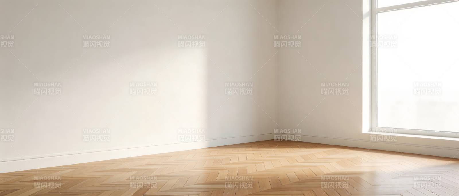 空房间 阳光洒落木地板图片