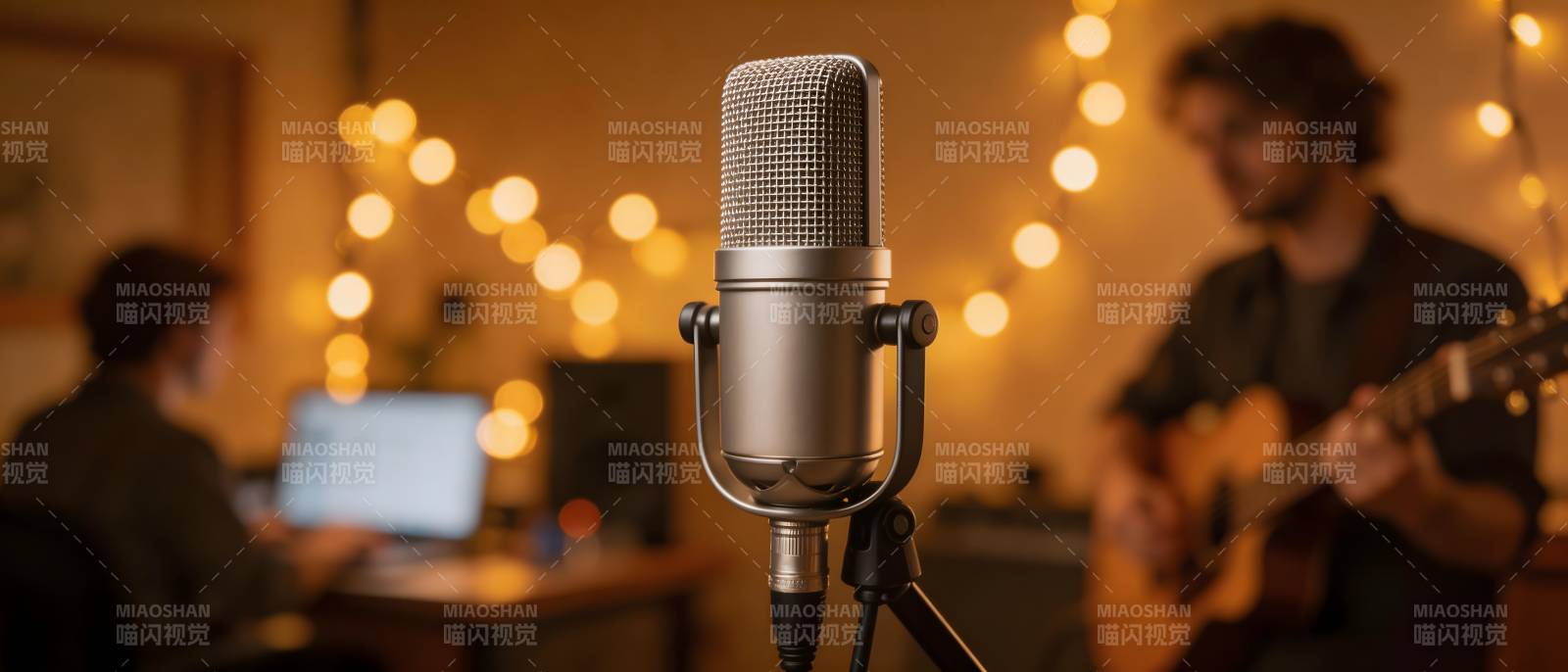 录音棚里的音乐创作时光图片