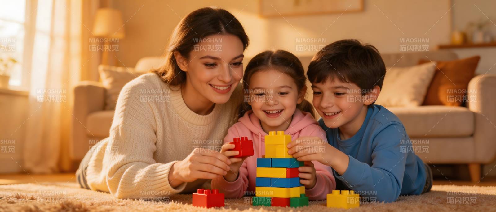 温馨亲子时光 积木乐趣共享图片