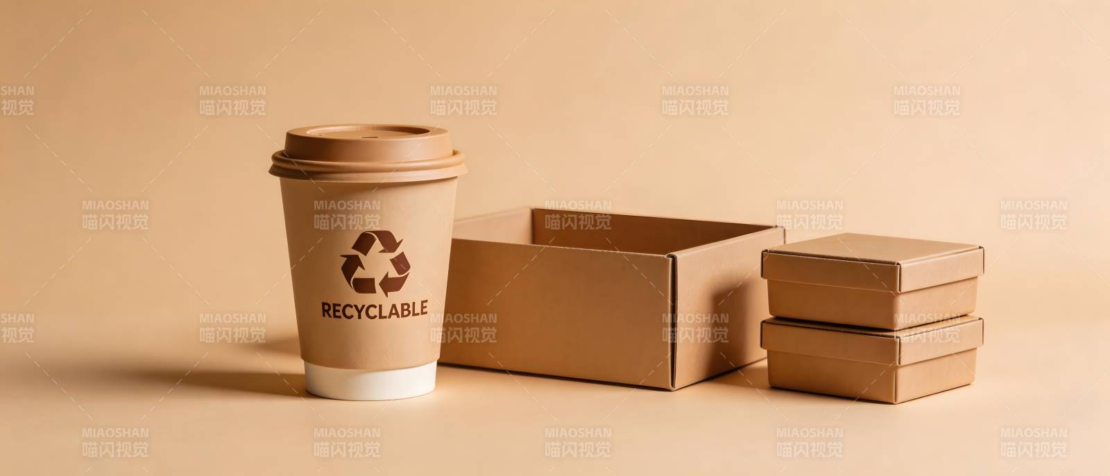 环保纸杯与包装盒图片