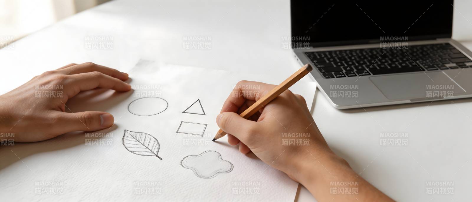 手绘几何与叶形草图图片