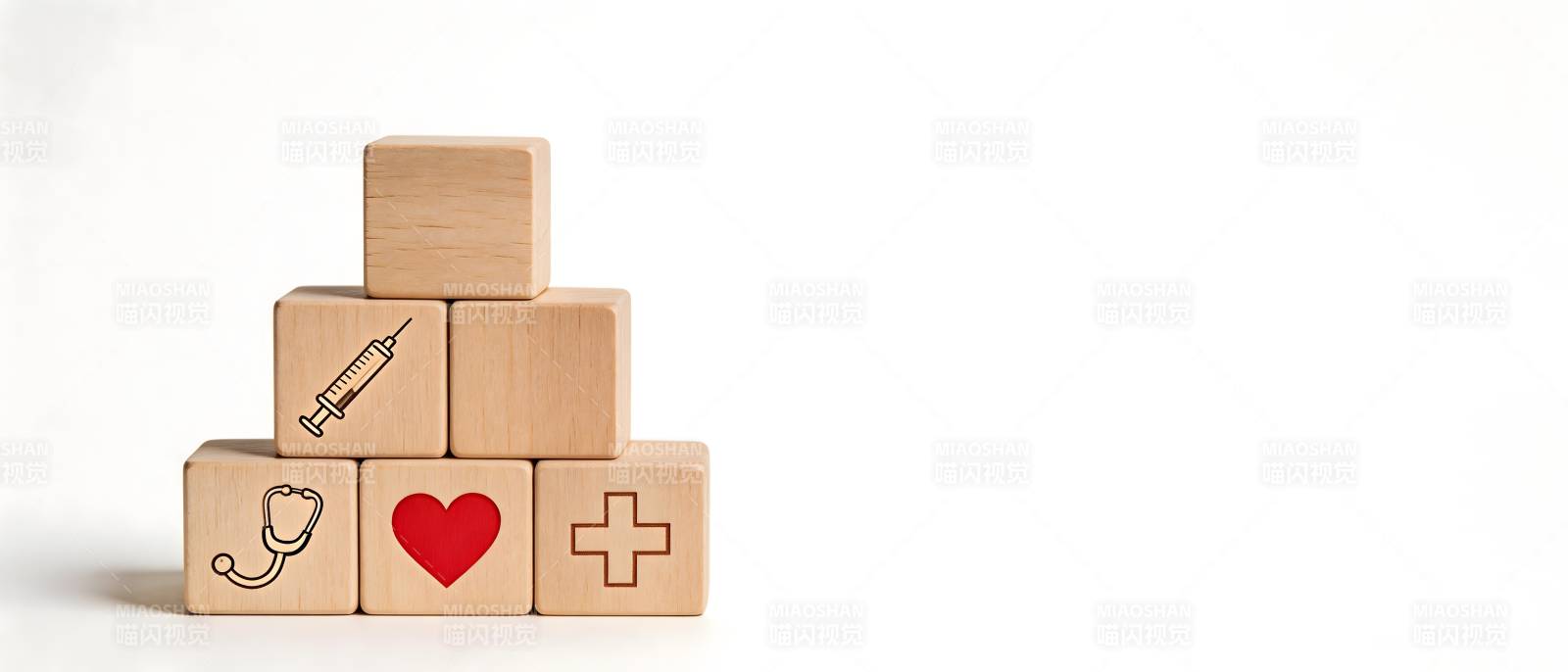 医疗积木金字塔图片