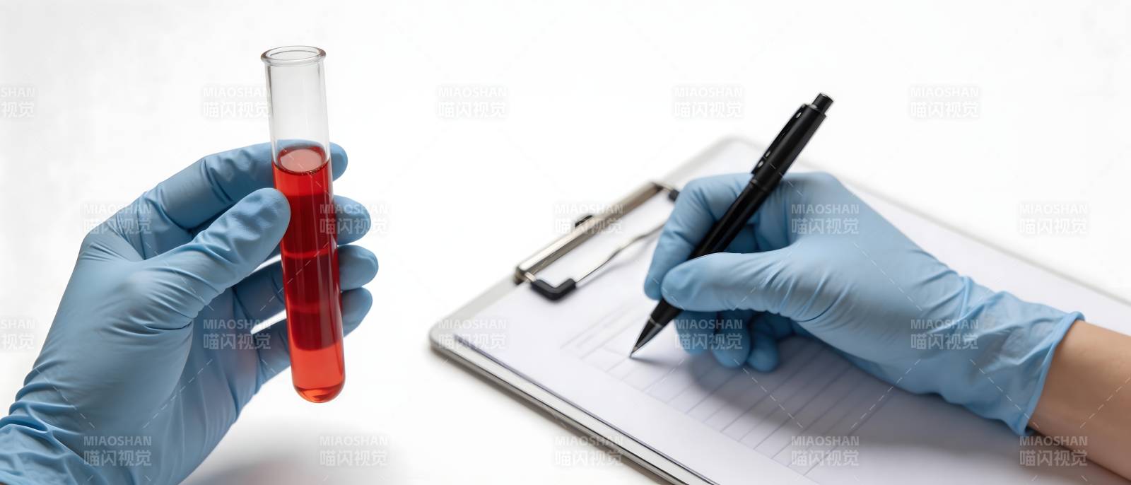 血样检测与记录图片