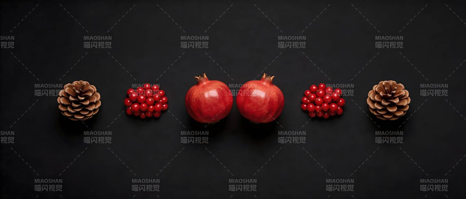 松果石榴红果黑底对称排图片