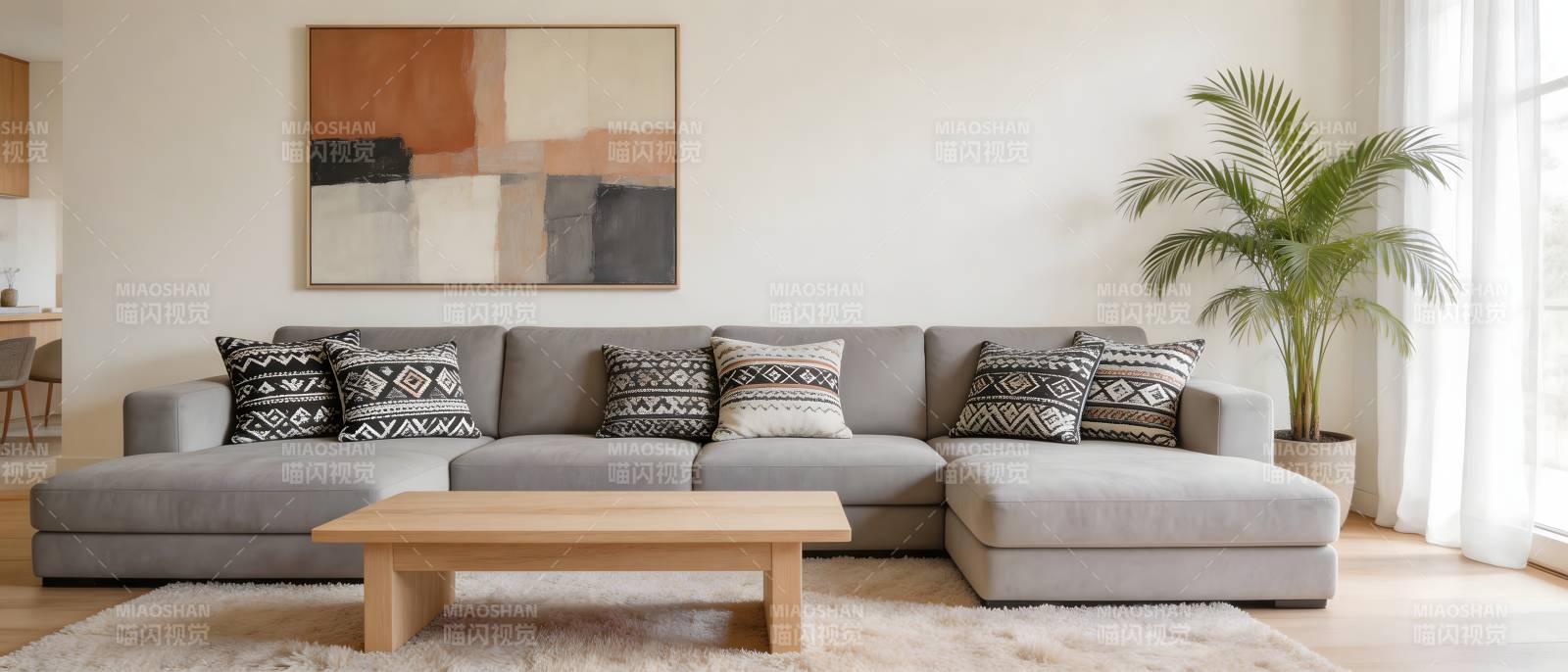 现代客厅灰沙发配绿植图片