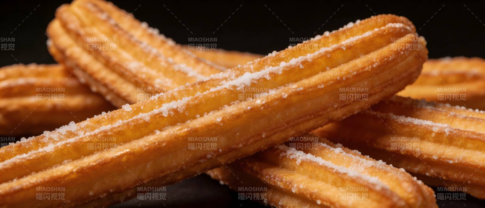 香脆糖霜油条特写图片